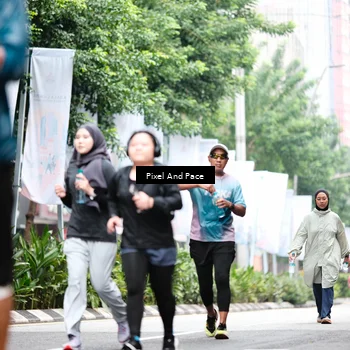 Runner Photo 8609218
