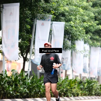 Runner Photo 8609310