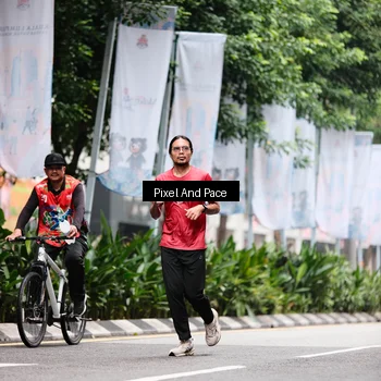 Runner Photo 8609376
