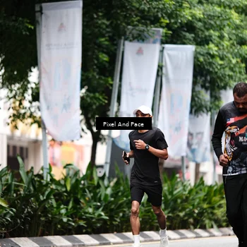Runner Photo 8609541