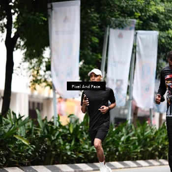 Runner Photo 8609545
