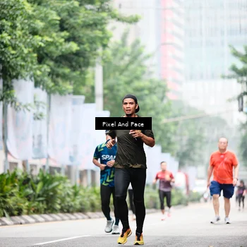 Runner Photo 8609554
