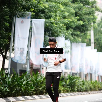 Runner Photo 8609869