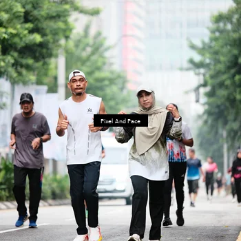 Runner Photo 8609972