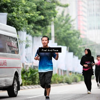 Runner Photo 8609992