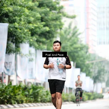 Runner Photo 8610003