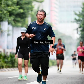 Runner Photo 8610067