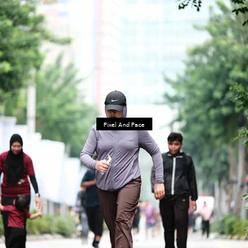 Runner Photo 8610131