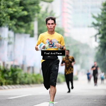 Runner Photo 8610135
