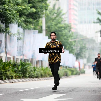 Runner Photo 8610143