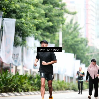 Runner Photo 8610175