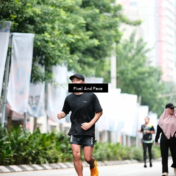 Runner Photo 8610179