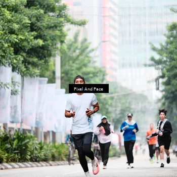 Runner Photo 8610204