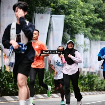 Runner Photo 8610233