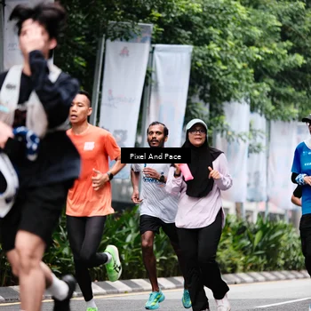 Runner Photo 8610237