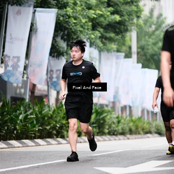 Runner Photo 8610392