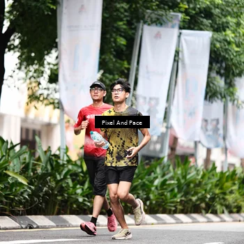 Runner Photo 8610542