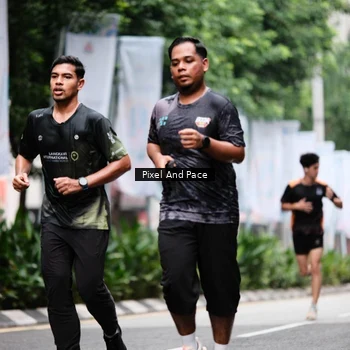 Runner Photo 8610602