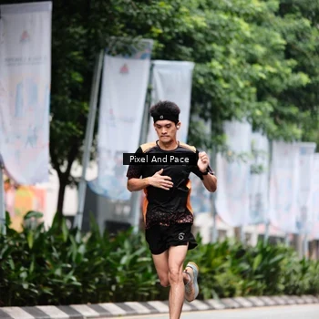 Runner Photo 8610629