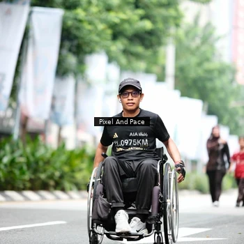 Runner Photo 8610642