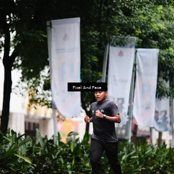 Runner Photo 8610649