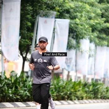 Runner Photo 8610666