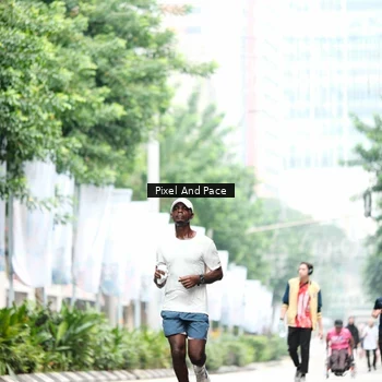Runner Photo 8610675