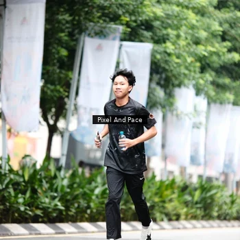 Runner Photo 8610706