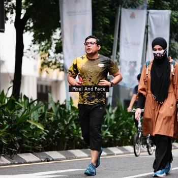 Runner Photo 8610717