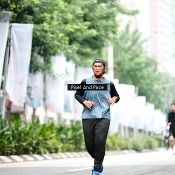 Runner Photo 8610759