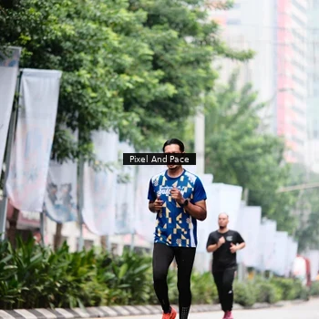 Runner Photo 8610884
