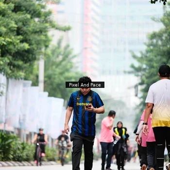 Runner Photo 8610902