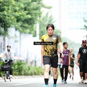 Runner Photo 8610907