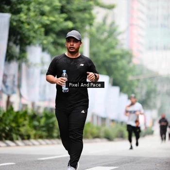 Runner Photo 8610992