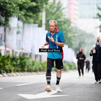 Runner Photo 8611007