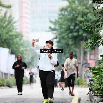 Runner Photo 8611020