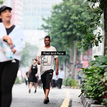Runner Photo 8611024