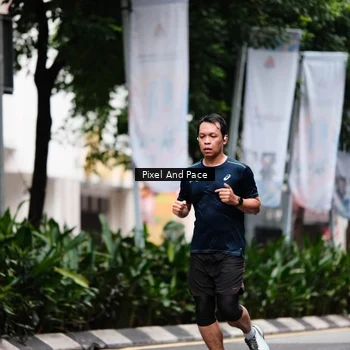 Runner Photo 8611044