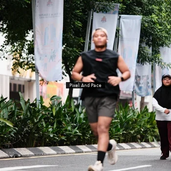 Runner Photo 8611072