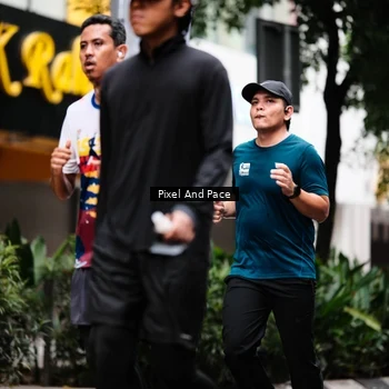 Runner Photo 8611203