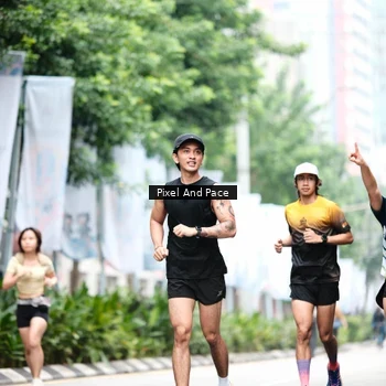Runner Photo 8611260