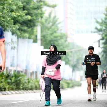 Runner Photo 8611306