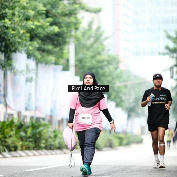 Runner Photo 8611313