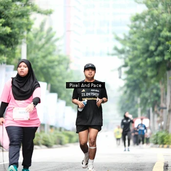 Runner Photo 8611320