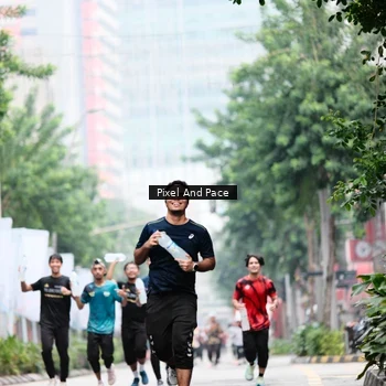 Runner Photo 8611364