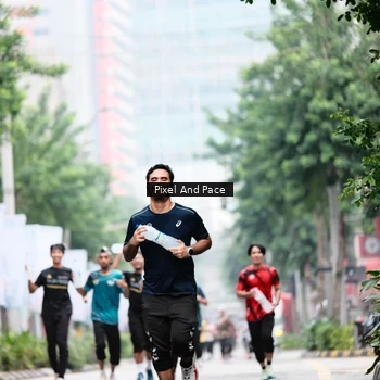 Runner Photo 8611373