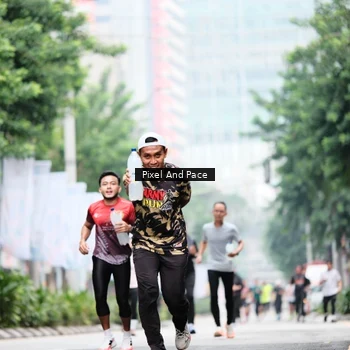Runner Photo 8611432