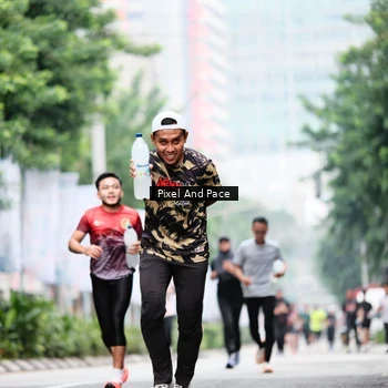 Runner Photo 8611438
