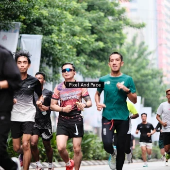 Runner Photo 8611517