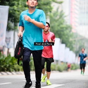 Runner Photo 8611538